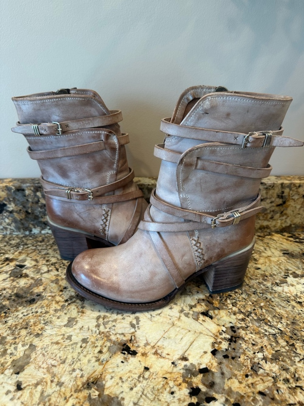 OG Freebird By Steven Baker 9
(Heel lowered)